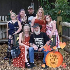 Meet your Posher, Joyce